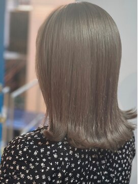 ハーバーズ バイ エムスラッシュ 鎌倉由比ヶ浜(Harbors by M.SLASH) HARBORS鎌倉/ボブウルフ/グレーベージュ/外ハネ/くびれヘア