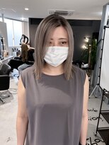 キング 枚方店(K!ng)&nbsp;【枚方、高槻】ホワイトバレイヤージュ