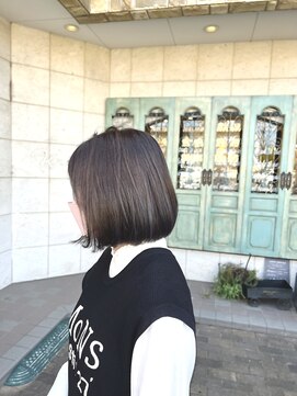 クララデアンシュシュ クララ店(Kurara de UN CHOU-CHOU) ボブ