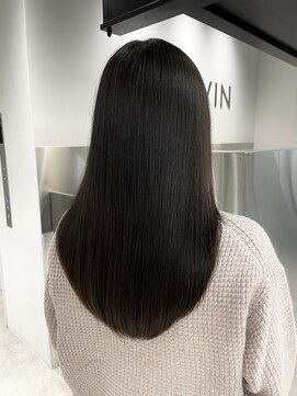 サロウィン 池袋(SALOWIN) ブリーチなしオリーブベージュ × 最高級トリートメント #041