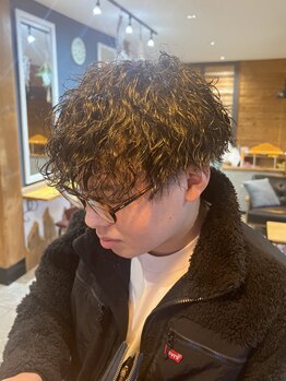 【メンズ大歓迎】再現性の高いメンズカットやパーマ技術が自慢◎セットや髪のお悩みもご相談下さい♪