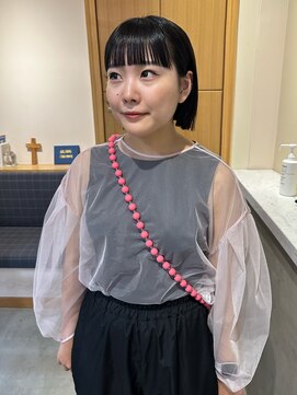 スムーク(smuk) 【smuk/岩澤美紅】ぷつっとボブ/黒髪/ミニボブ/フルバング