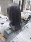 大人可愛いブルーアッシュグレージュカラー　ダブルカラー