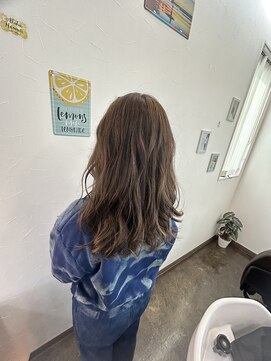 ヘアーメイクフィールヒルズ(FEEL HILLS) ブライトニングハイライト