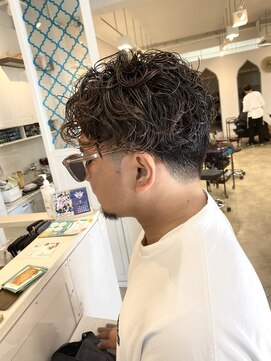 アンジュベイナハ (Ange Bay NAHA) メンズ×スパイラルパーマ