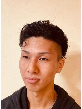 オドックスハナイ(oddx hanai) イレギュラーパーマ・ツーブロックスタイル