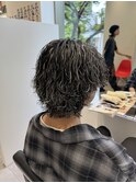 ハイライト波巻きツイストスパイラルツーブロックメンズパーマ