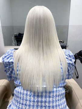 サロウィン 那覇店(SALOWIN) ロングホワイトカラー