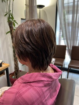 ウルバイサナンド(ULu by Sanando) ショートウルフ/くせ毛を活かす/ショート