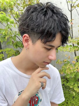 アンサー 渋谷(ANSWER) ススパイキーショートツイストパイラルパーマ短髪ツーブロック