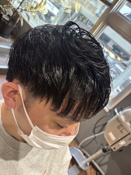 ルポヘアー(Repos Hair) フロントトップのポイントパーマスタイル