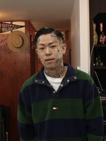 ロマンズヘッド(浪漫頭髪 ROMAN’S HEAD)&nbsp;スキンフェードサイドパート