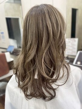 ヘアーサロン アドア(Hair Salon adoa) ハイライトカラー