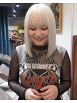 グッドフェローズ キタホリエ(GoodFellas kitahorie) 透明感あるハイトーンストレートレイヤーブリーチデザインカラー