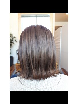 ブランコ 丸亀土器店(blanco) 外ハネミディアム