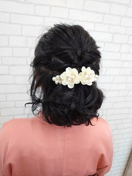 シルビジュー(Cills Bijou) ☆ハーフアップアレンジスタイル☆