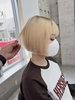 イキ 表参道(iki omotesando)&nbsp;モード/無造作ウェーブ/大人ガーリー[表参道駅]