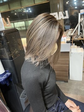 ラフ(LAFF) #バレイヤージュ#グレージュカラー#ボブウルフ#ココアベージュ