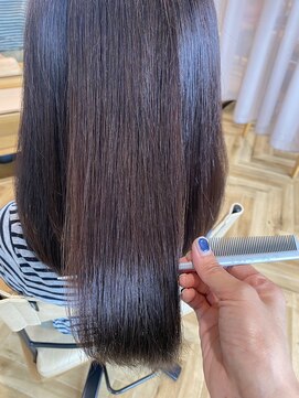 リベラル(liberal) コーラルピンクと艶髪　【30代/40代/50代】