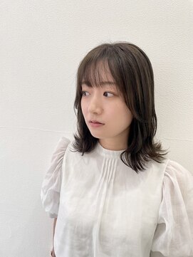 シードバイシャムロック(SEED by Shamrock) くびれミディ　オリーブベージュ　おくれ毛カット