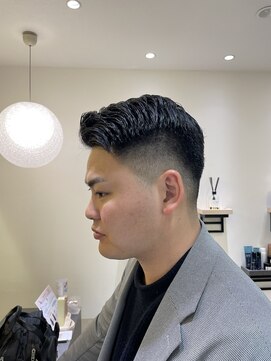 ヨシザワインク プレミアム 築地店(YOSHIZAWA Inc. PREMIUM) 築地バーバーフェードアップバングスタイル