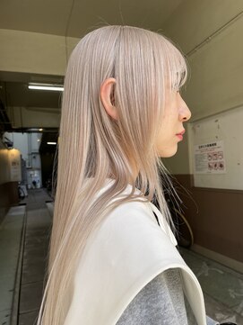 サヴィー(suvvy) ホワイトカラー/ハイトーン/ブリーチ