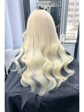 リア 大阪梅田(Ria) ～ホワイトブロンド　シールエクステ～　【Ria 大阪 梅田】