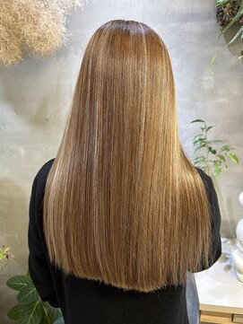 カームリーヘアー(calmLY HAIR) 黒髪/ボブルフ/ネビージュ/小顔/ワンレン/久留米/髪質改善/前髪