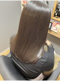 柔らかオリーブベージュ