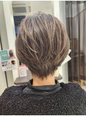 大人ショート×明るい白髪染め