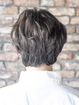 シンシ(Cinci) センターパートゆるふわスタイル