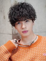 ライラ(Lyla) 縦落ちツイストパーマ マッシュ メンズカット 下北沢