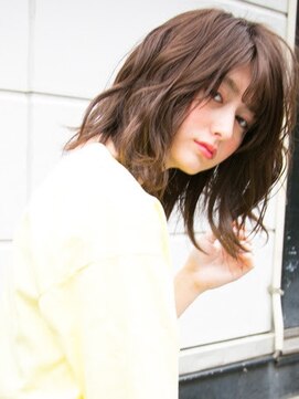 リリアン 青山(relian) ナチュラルブラウンで大人らしい印象に！