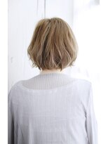 シュシュット(chouchoute)&nbsp;インナーカラーバタースパイラルセンシュアルショートカット/136