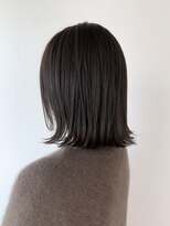 ネイヴィル オモテサンドウ(navile omotesando)&nbsp;【yuka】ブリーチなし赤味オレンジ味除去6トーングレージュ