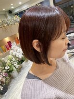 レイ(Lei)&nbsp;ツヤ髪大人ボブ