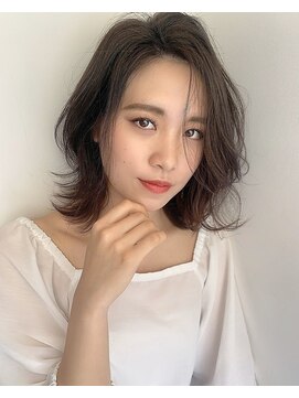 リュドール 名駅(Rue D'or) ☆大人かわいい☆外ハネふんわりミディアムレイヤー【丸山祐介】