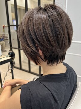 ネオリーブギンザ 銀座店(Neolive GINZA) ハイライト×前下がりショートボブ 【銀座】