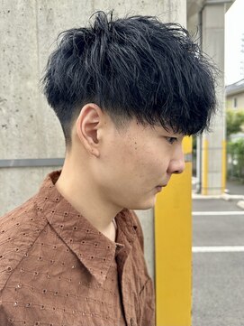 ニアウ 太田店(Niau) マッシュメンズショートセンターパートパーマ波巻きニュアンス