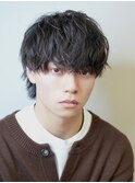 メンズ黒髪スパイラルパーマツーブロックマッシュウルフ