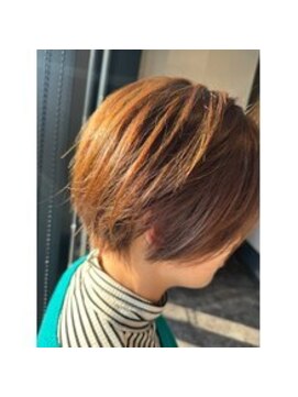 エーメイド(A made) ブリーチなし★ハイトーンショート