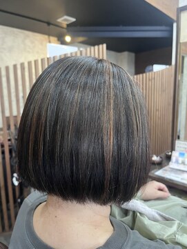 ビューティアンドスパ ガガ(GAGA) 髪質改善酸性ストレート　ショートスタイル×ハイライト