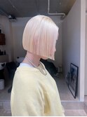 ホワイトブロンドカラーブリーチあり前髪なし20代ボブ代官山