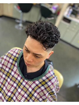 バーバーショップイシカワ(BARBER SHOP イシカワ) パーマスキンフェードスタイル