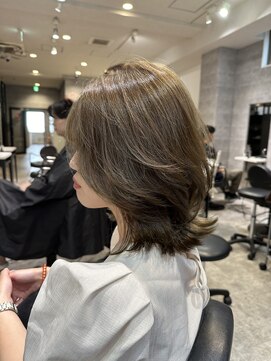 アンダーバーホワイト(_WHITE) 20代30代大人可愛いレイヤーミディアム/オリーブベージュ