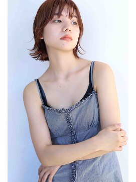 ウル(ulu) 外はねボブ　透明感カラー　白髪ぼかし　名東区　大人女性