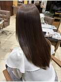 オリーブベージュ