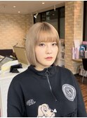 ミルクティーベージュ