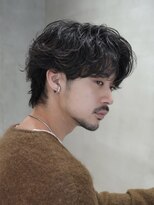 バイフィフス 原宿/表参道(by fifth) シャドウパーマスパイラルパーマセンターパート大人メンズヘア