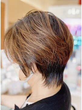 クール ヘアー ギャラリー 神明町店(COOL Hair gallery) 大人の美フォルムショート　40代、50代